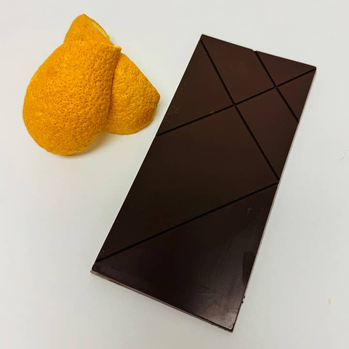 The Organic House - Chocolate Maker - Wholesale Chocolate Bar - Orange MYLk chocolate 55%