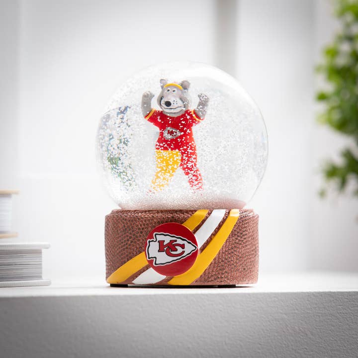 Evergreen Enterprises - Wholesale Snow Globe - Water Globe, Kansas City Chiefs1