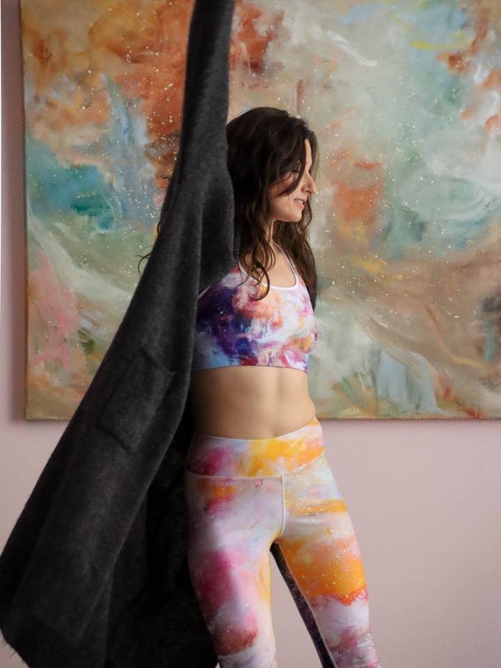 Camiseta de yoga Solar Storm para venta al por mayor de Flora