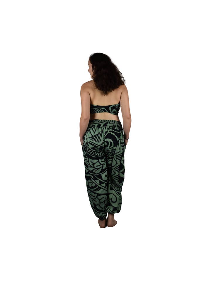 Island Style Clothing Co by Akamai Distribution Ltd - Wholesale Top & Pant Set (NOT Loungewear) - Women's - Pant Set Black Green Tribal with Bandeau and Scrunchie OS1