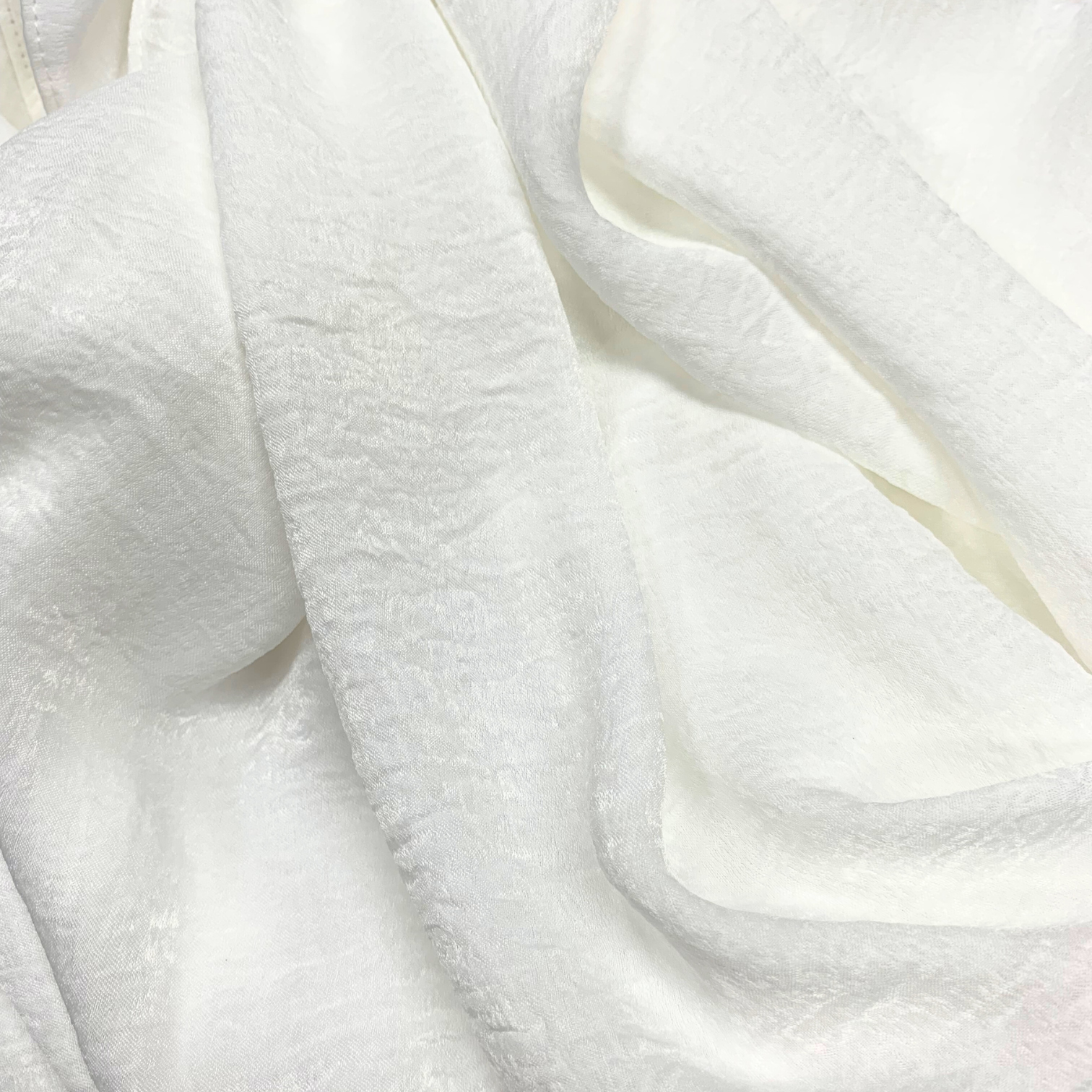 Lili Scarves (US Duty Free) - Wholesale Scarf - Women's - Satin Crinkle Plain Soft Scarf - 20 Colours0