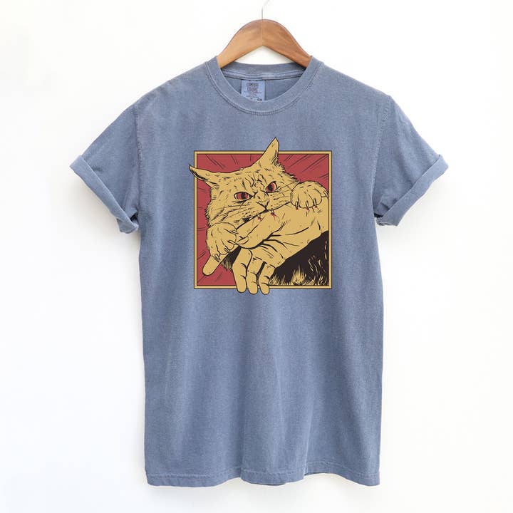 Blue Giraffe Inc - Wholesale Screen Printed T-Shirt - Unisex - Cat Bite Manga T-Shirt