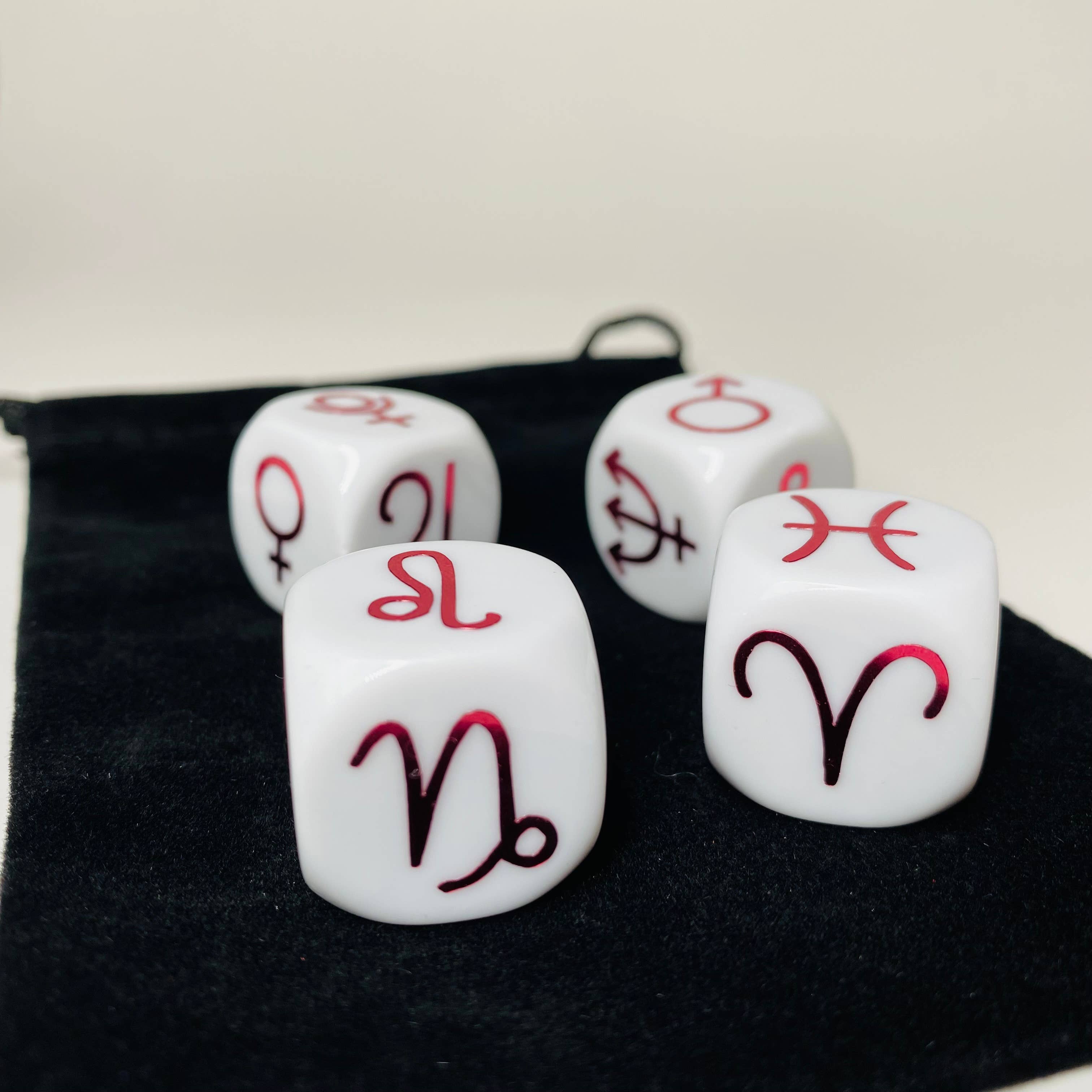 Sacred Moon&Stars – wholesale Dice – Divination Dice Astrology3
