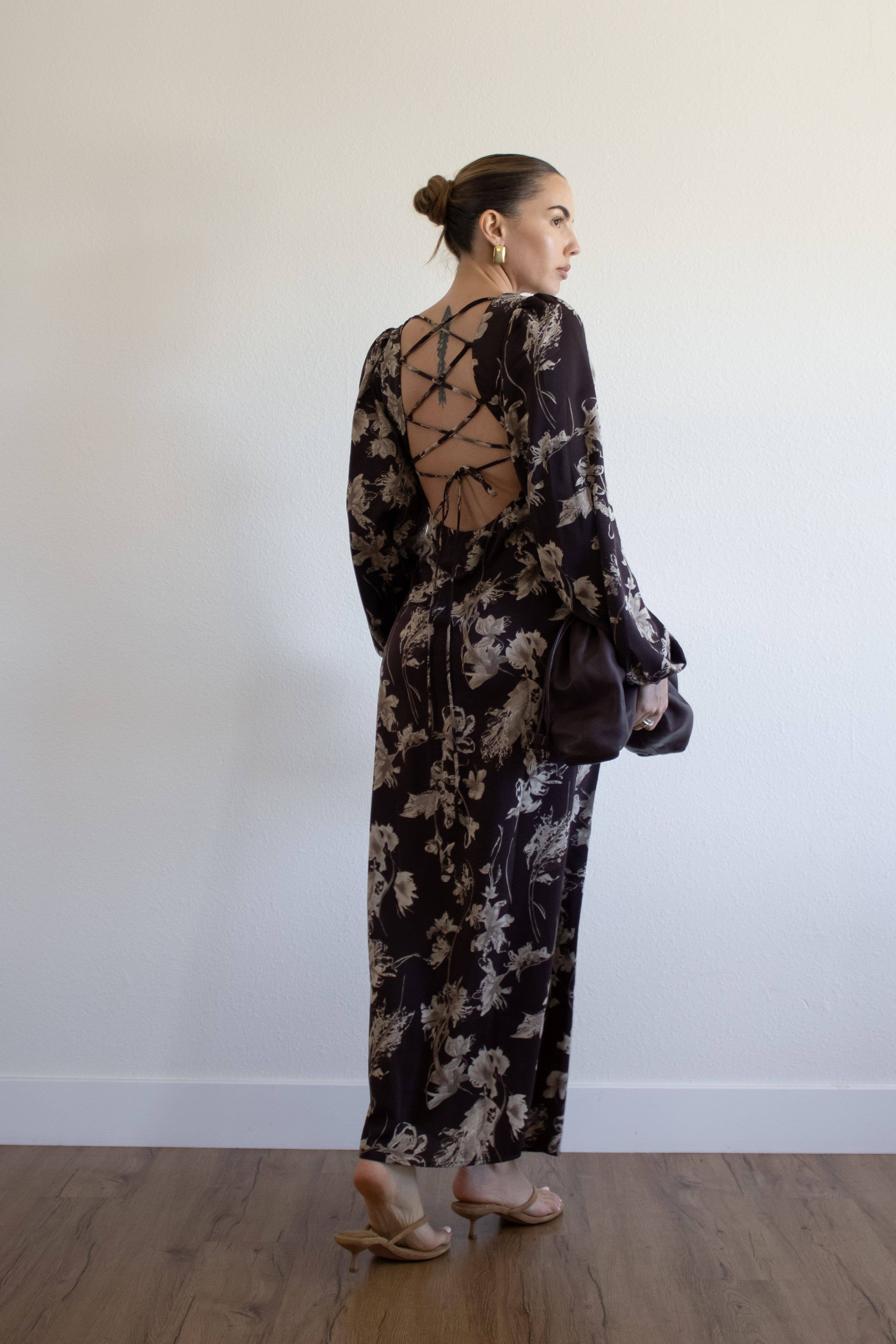 ACOA COLLECTION - Wholesale Dress - Women's - LACE UP BACK MIDI DRESS WITH SLIT0