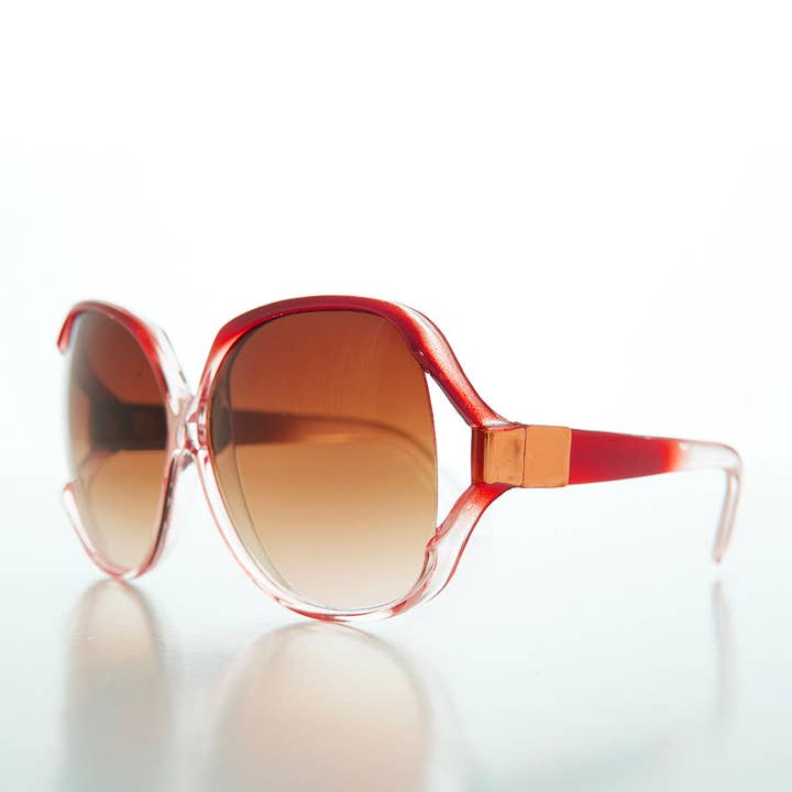 Oversized 80s Women's Sunglass - Gloria for wholesale by SUNGLASS MUSEUM