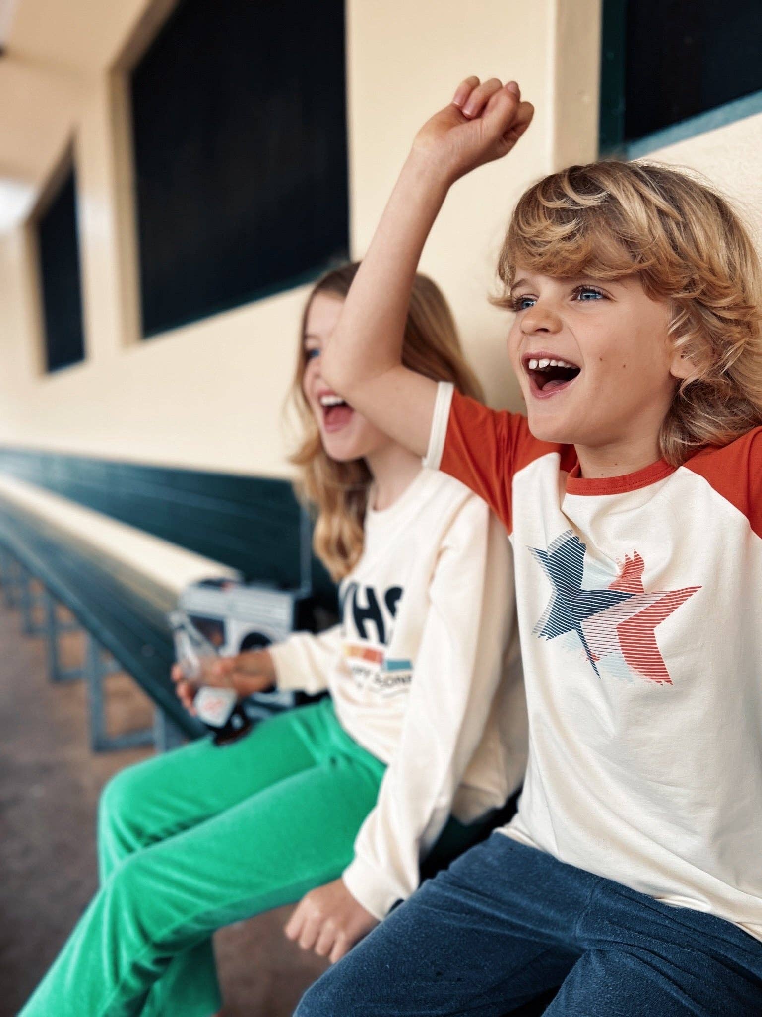 PLAYetc - Vendita all'ingrosso Maglietta serigrafata - Bambini - T-shirt Super Star Ringer - Crema1