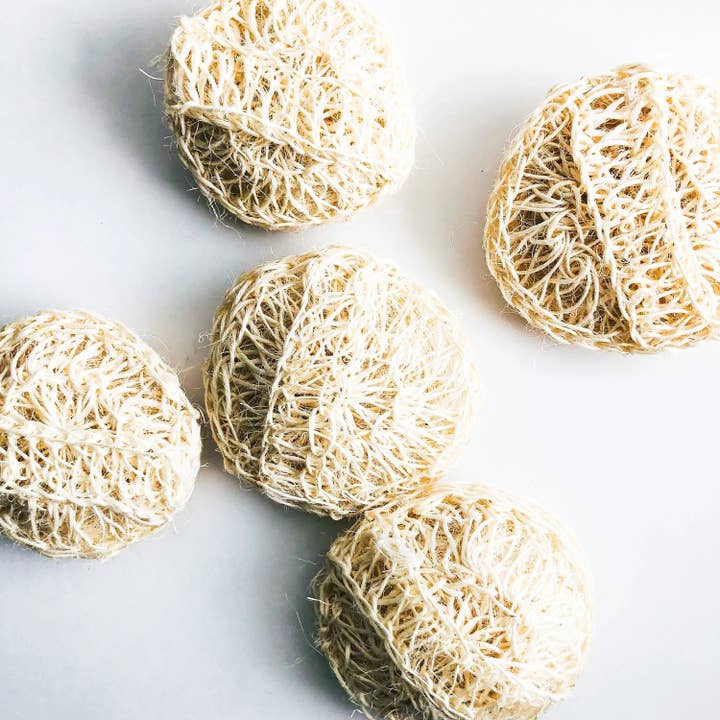 Smile Boutiques - Wholesale Bath pouf/sponge - Natural Organic Sisal Shower Sponge1