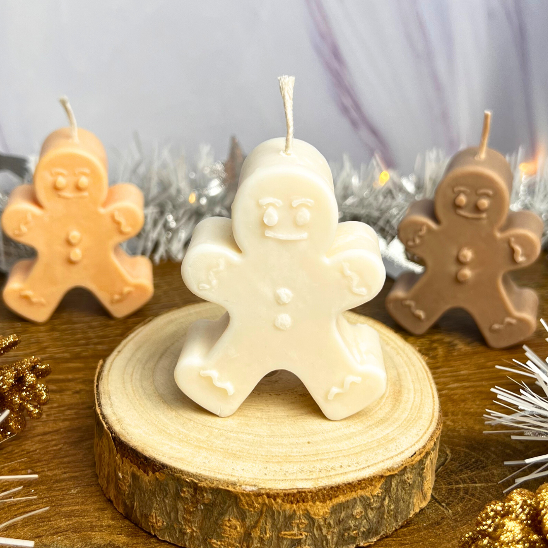 Velarosa Studio LLC – Engroshandel Søjlelys – Vela Hombre de Jengibre – Håndlavet Juledekoration5