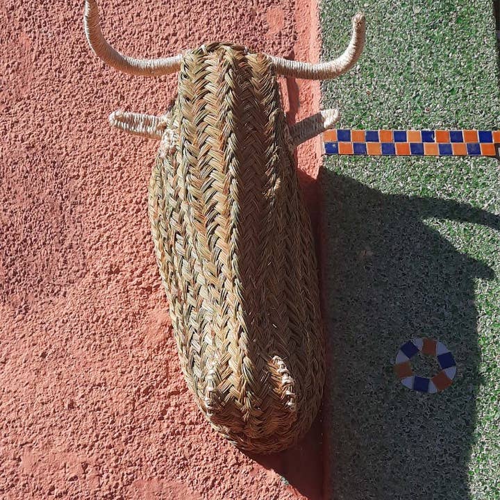 MARRAKECH METACRAFT LTD – Großhandel 3D-Wandkunst – Handgewebte Bullenmaske aus Korbgeflecht mit Rattandekor, aus Stroh2