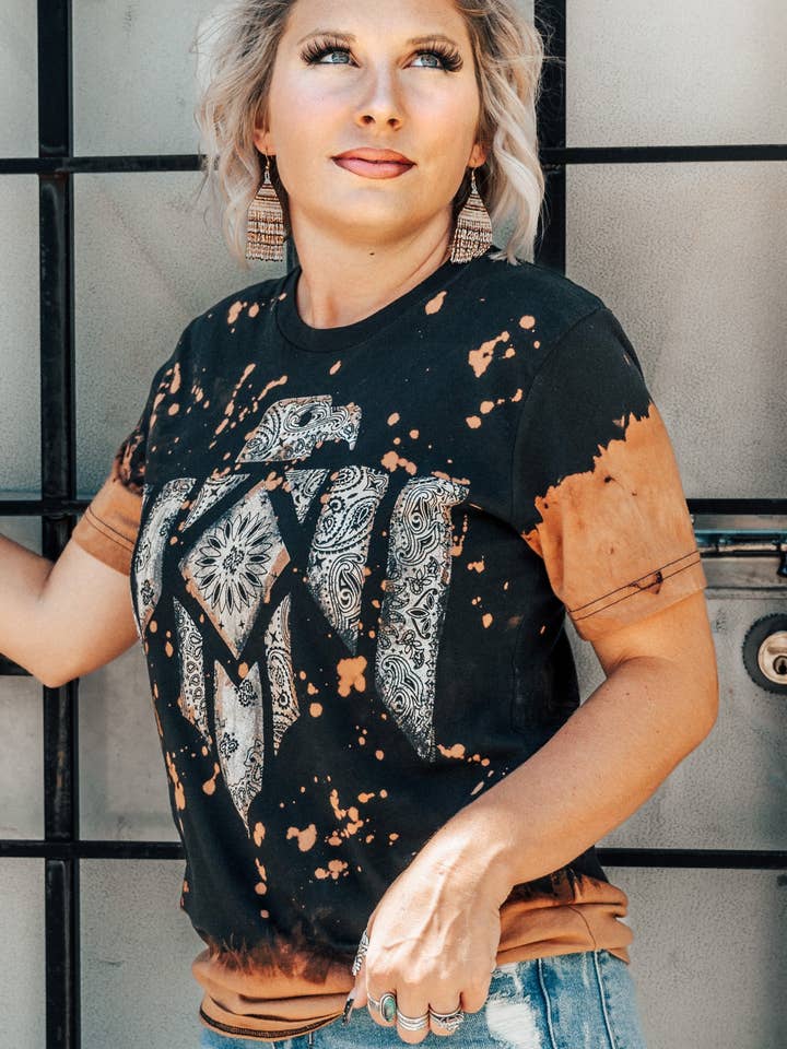 One24 Rags - Wholesale Screen Printed T-Shirt - Women's - Paisley Thunderbird0