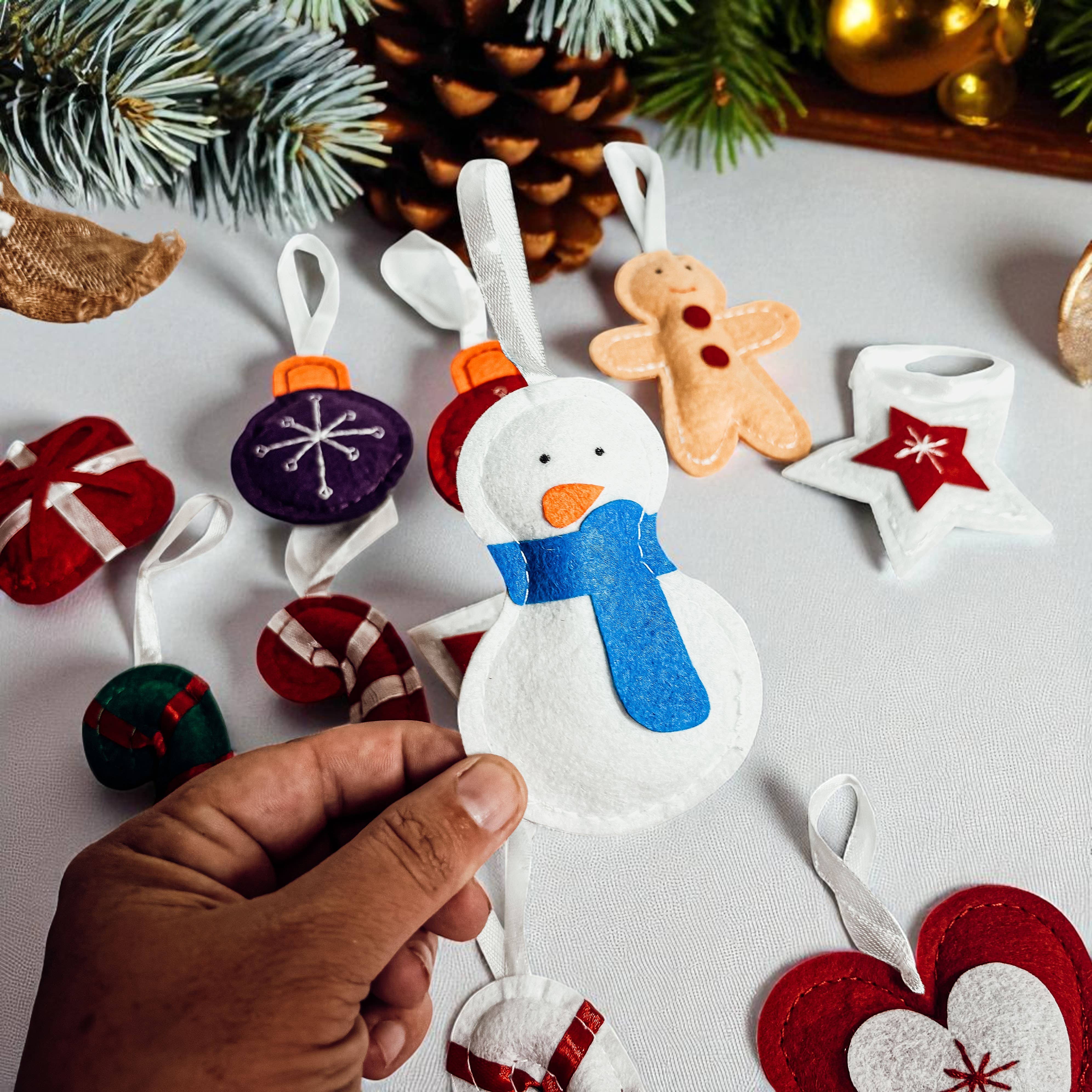 Gia Roma - Vente Calendriers de l'avent - Calendrier de l'Avent en feutre avec ornements en peluche faits à la main réutilisables11