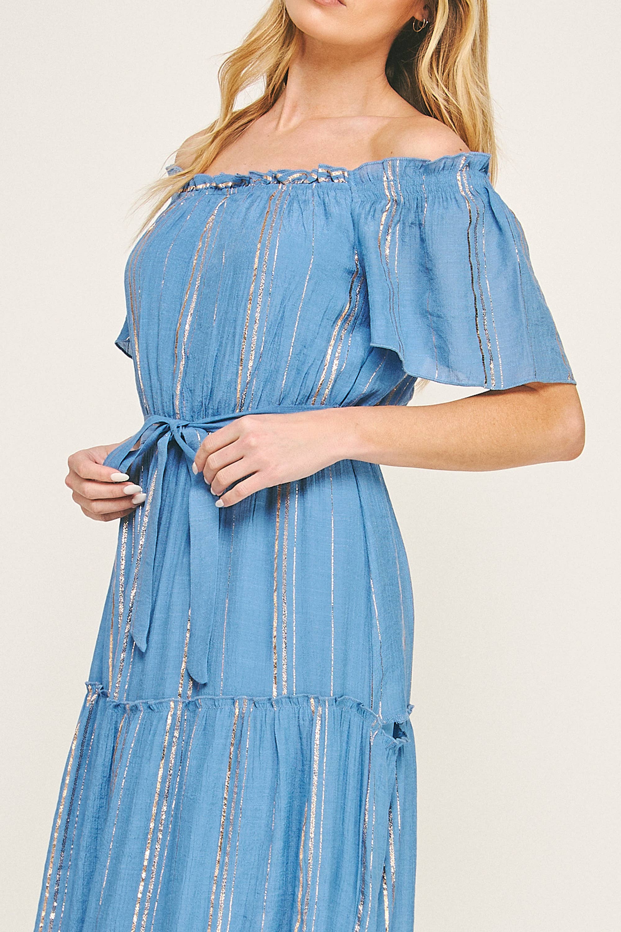 CHAMBRAY WINSLOW GLEAM STUFEN-MAXIKLEID für den Großhandel auf Faire6