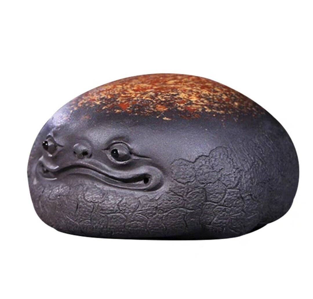 Green Pastures Wholesale - Wholesale Decorative Figurine - Purple clay toad tea pet/ZiSha YiXing tea accessory2