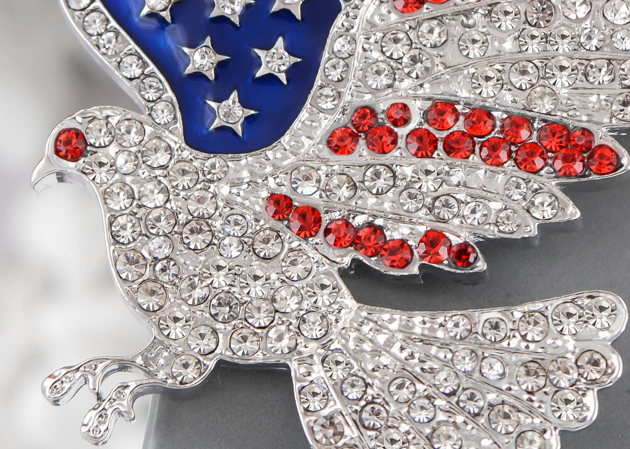 AK Brand – Großhandel Broschen – Brosche mit amerikanischer Flagge der USA, 4. Juli31