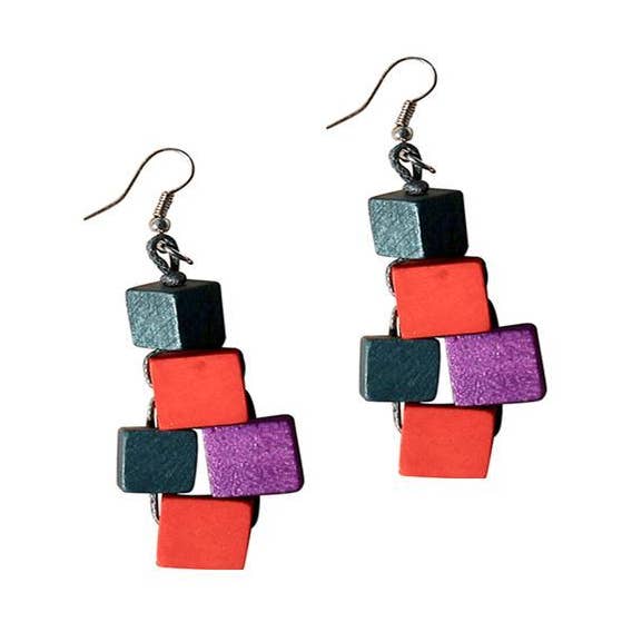 Moldova Earrings and other Purchase Wholesale automatico uova prezzo. Free Returns & Net 60 Terms on Faire trending on Faire.