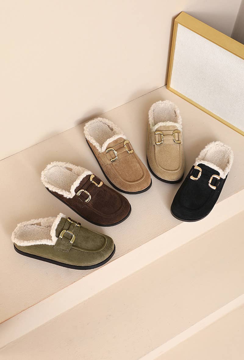 Joia Paris - Vente Chaussons – unisexe - Mules fourrées avec boucle métal H8-976C13