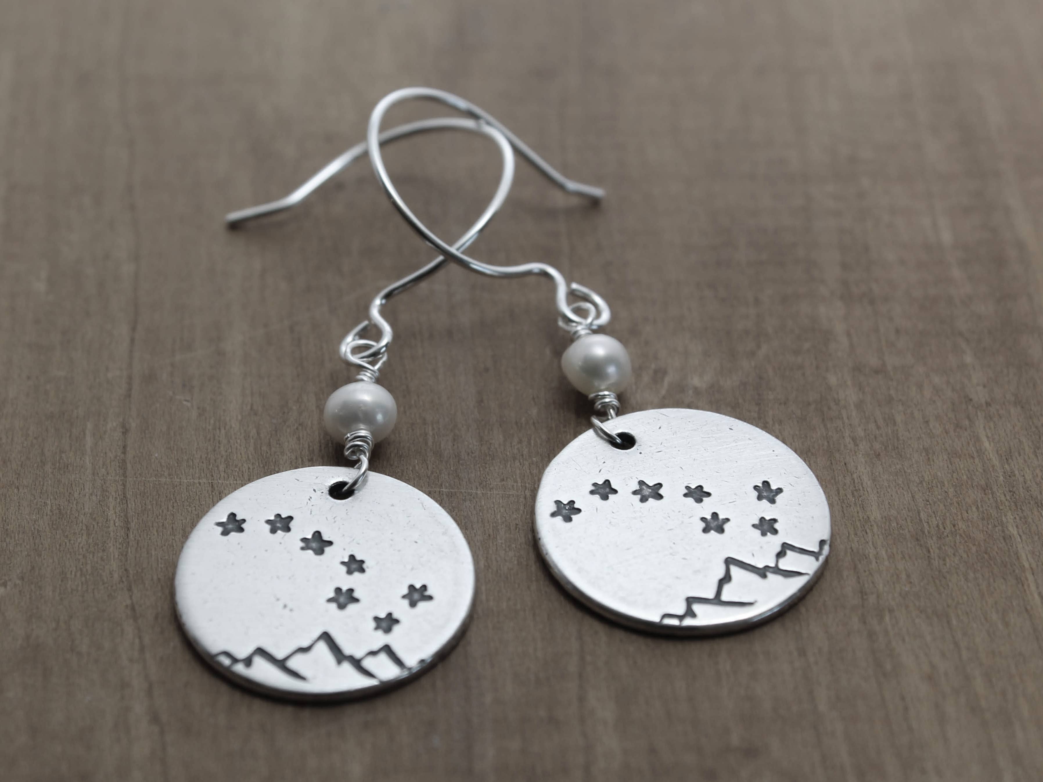 Daphne Lorna – wholesale Hängande örhängen – Big Dipper Örhängen3