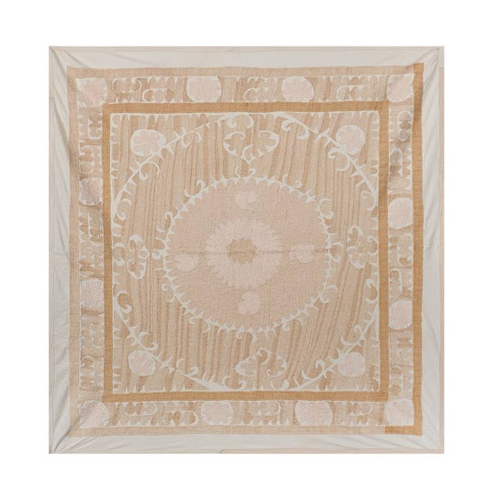 Uzbekisk handbroderi beige suzani, vintage överkast, boho för wholesale av Vintage Pillows Store