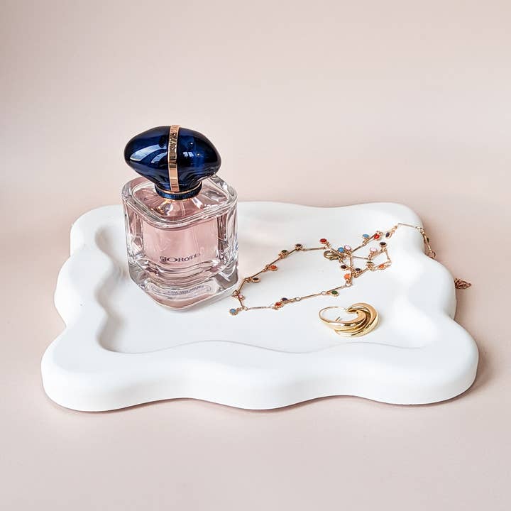 The Sage Rose Studio – wholesale Jewellery dish – Wavy Rectangle trinket dish, modern aesthetic candle tray1