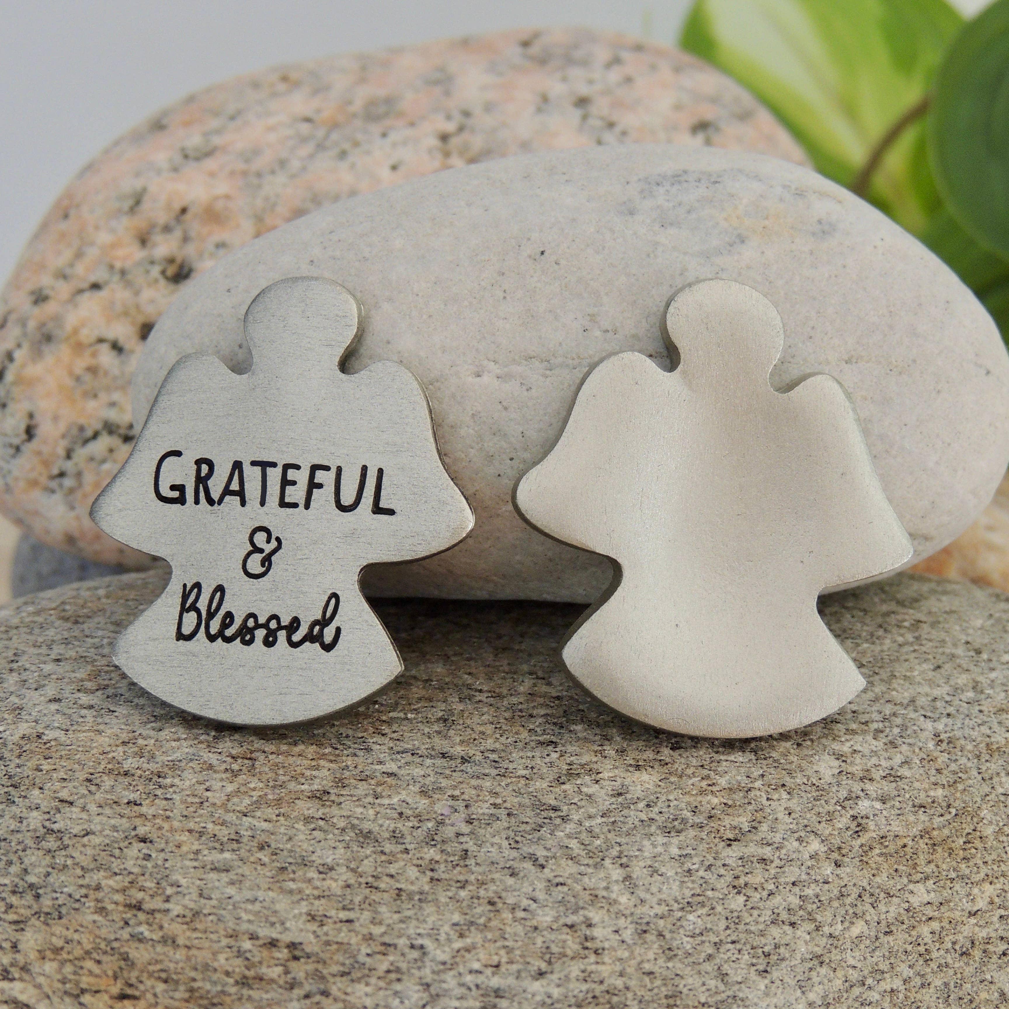 Abbey + CA Gift - Vente Décorations de table - Pierres Pouce Ange8