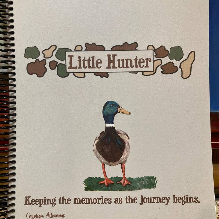 Entenjäger Baby-Erinnerungsalbum: Tarnmuster & Vintage-Kunst für den Großhandel von Carolyn Altman Art / Glory Bee Baby