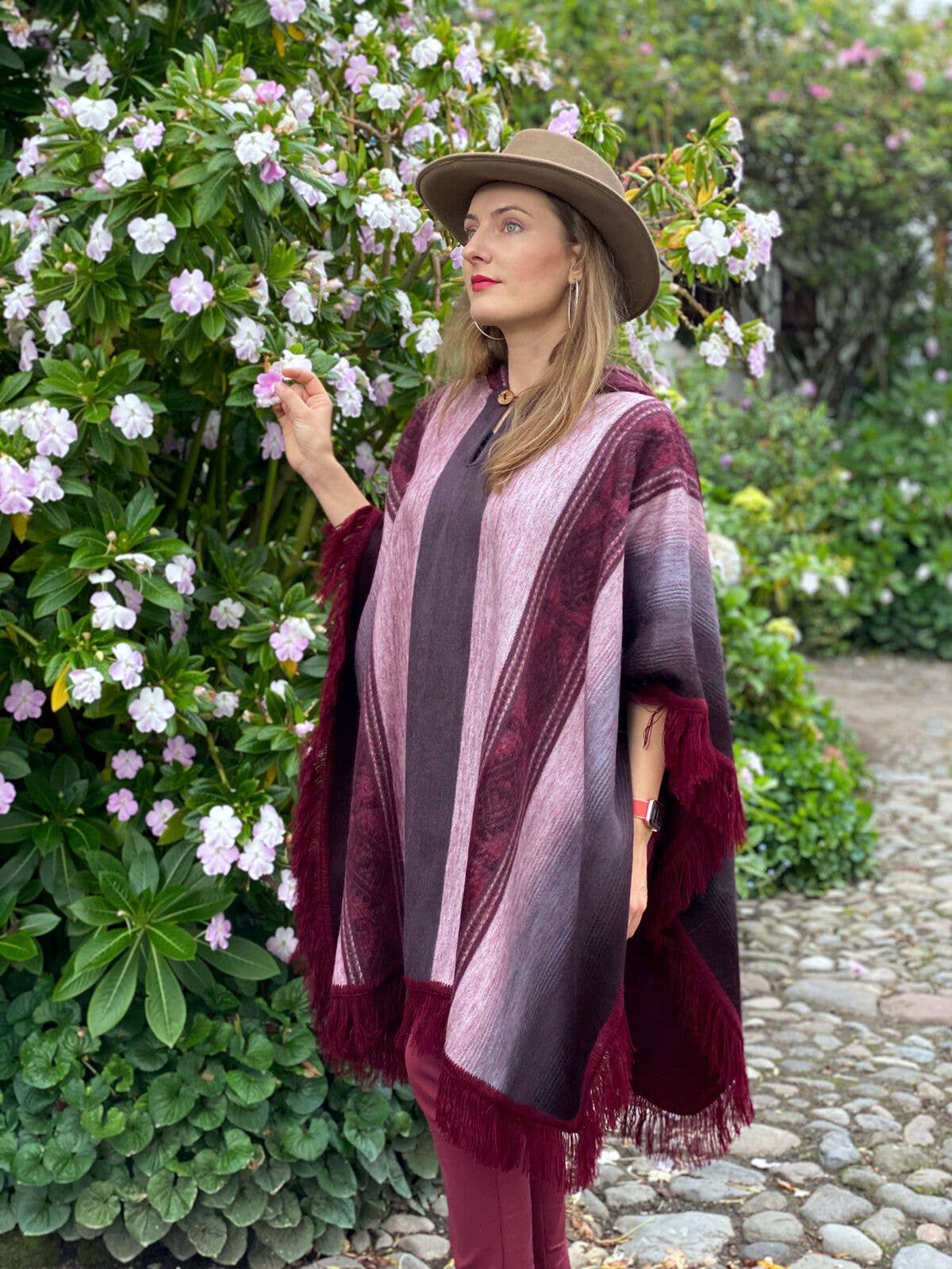 ECUALAMA - Wholesale Poncho - Women's - Lightweight Baby Alpaca Wool Unisex Fringed Hooded Poncho6