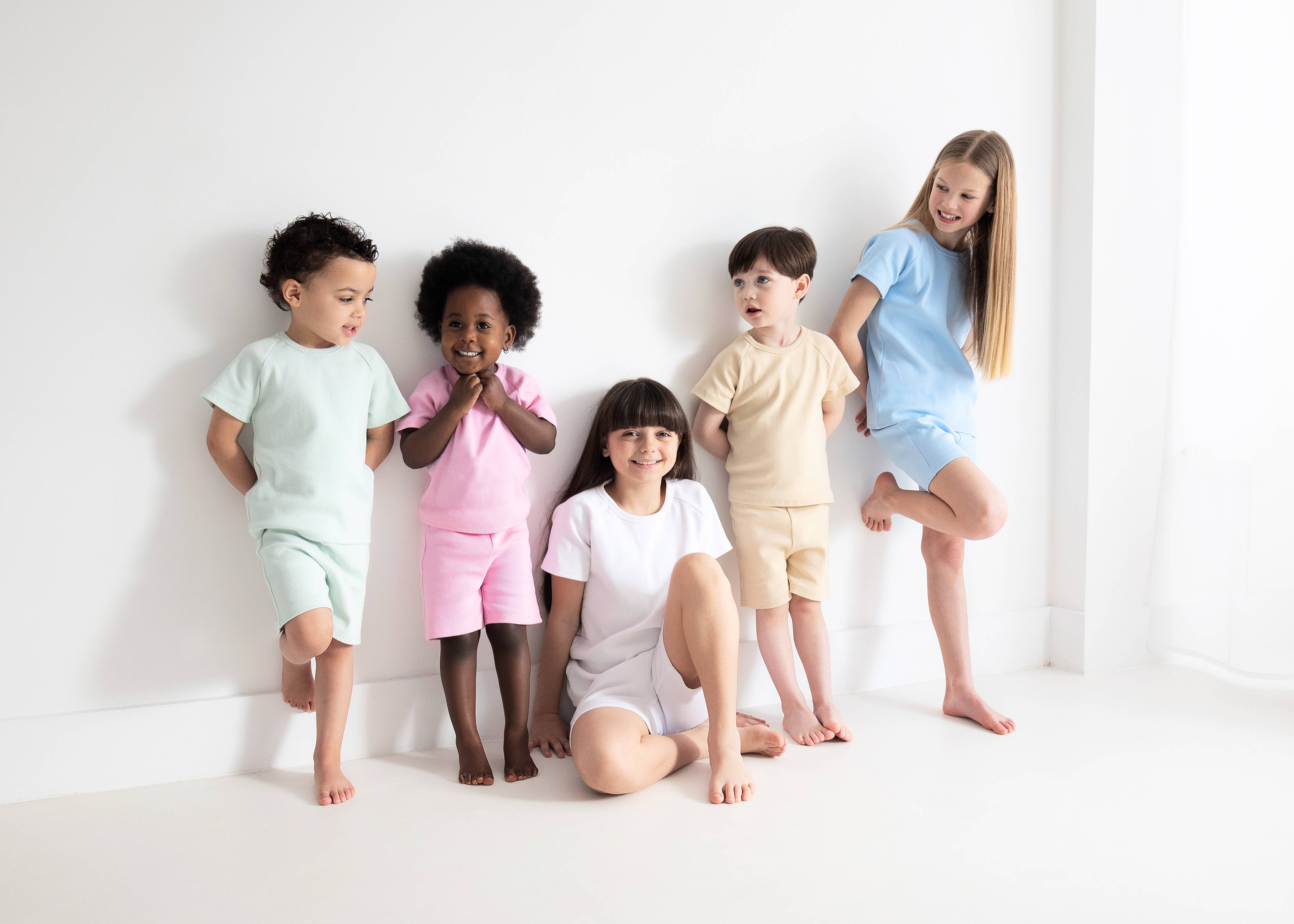 DreamBuy - Venta al por mayor Conjuntos de ropa cómoda - Niños - Conjunto de verano acanalado personalizable sin marca unisex para pijamas6