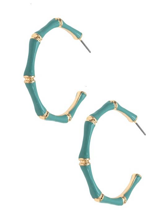 BAMBOE-VORMIGE EPOXY SEMI HOEPEL OORBEL voor wholesale door Andrea Bijoux