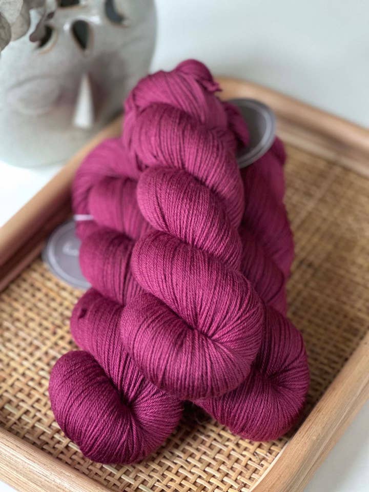SuperSock Yarn - Vérité pour la vente par laurelknits
