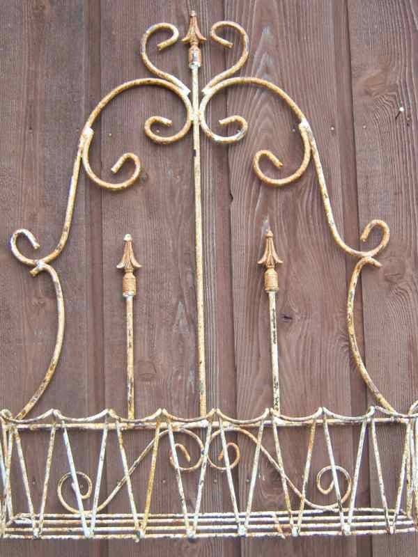 Solid Iron with 3 Arrow French Wall Basket for wholesale by Garden Iron And More