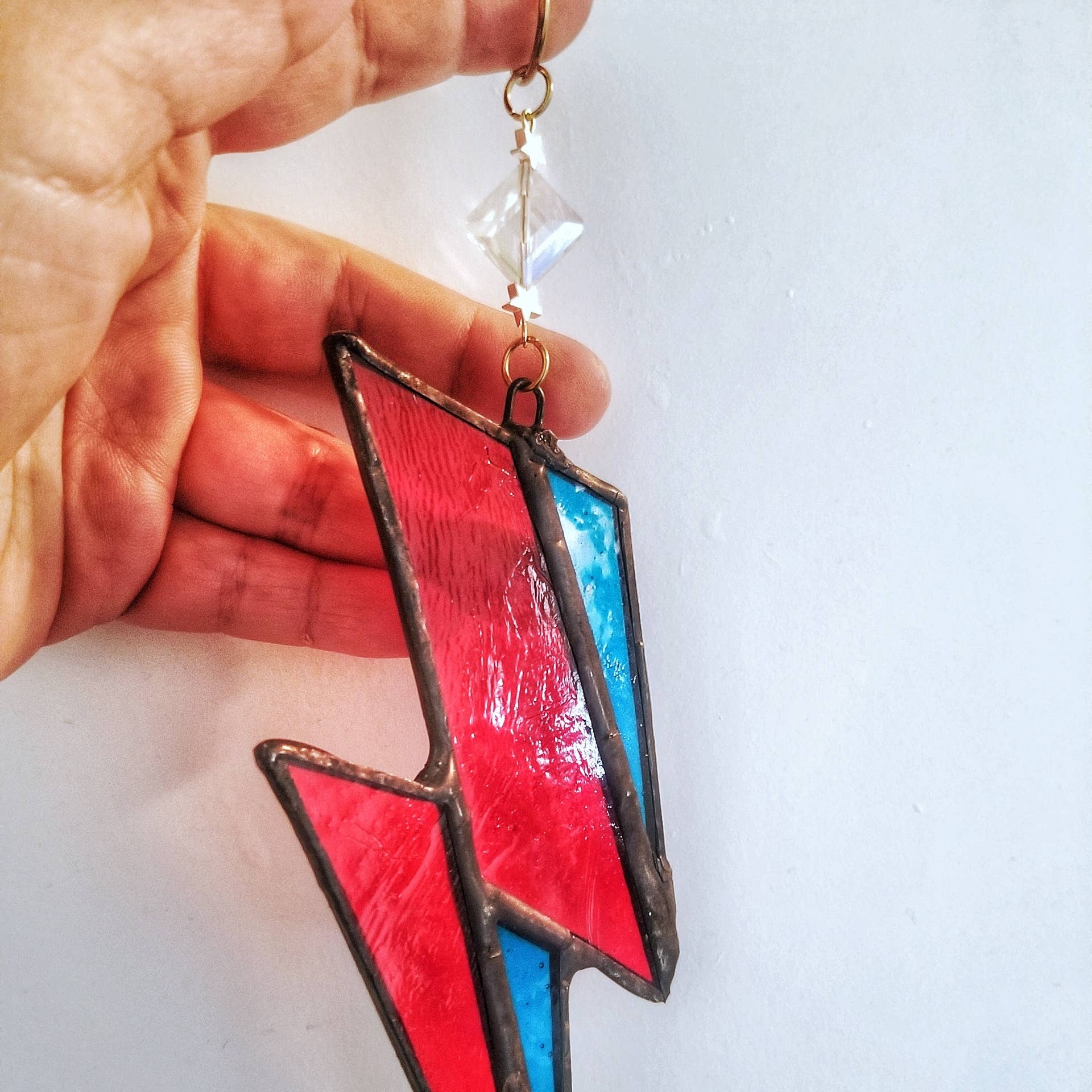 Lost & Found Design - Vendita all'ingrosso Acchiappasole - Suncatcher fulmine in vetro colorato2