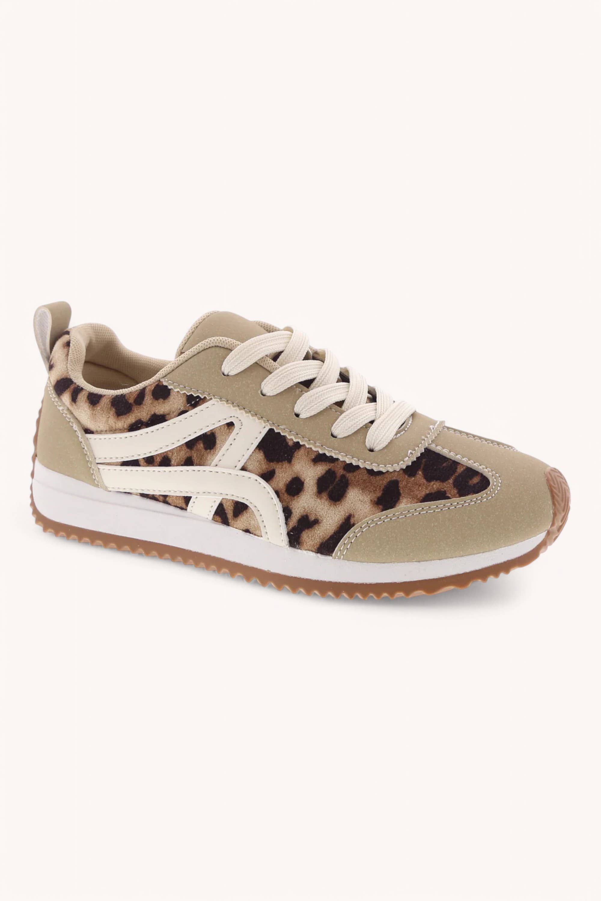 CCOCCI – wholesale Lifestyle trainers – Women′s – ANKI-1 SWOOSH LINE DESIGN GUM SOLE SNEAKERS12