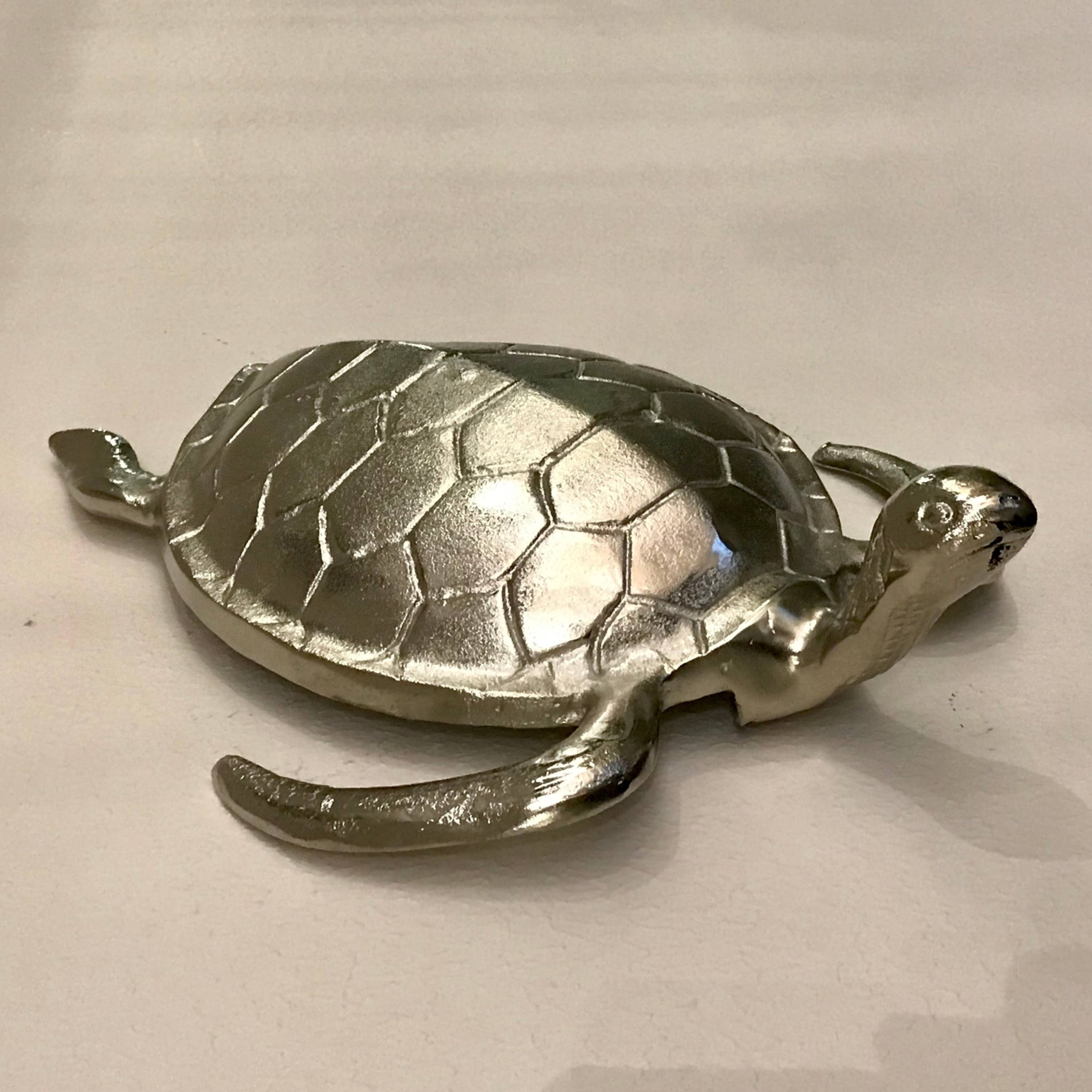 Wilco Home - Wholesale Wall Accent - Curious Sea Turtle Wall & Garden Decor in Cast Aluminum3