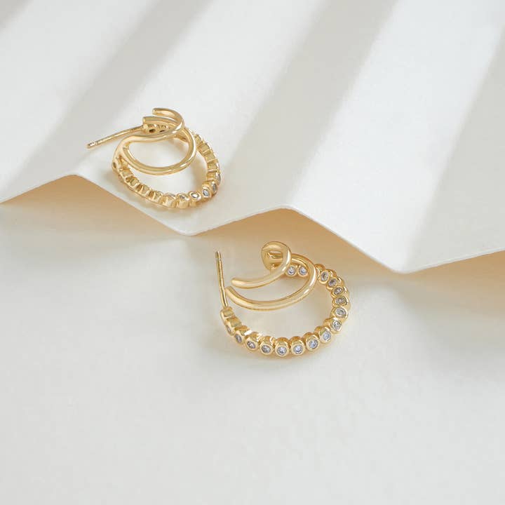 Trippel bana guld 13mm Hoop-örhängen för wholesale av Wanderlust + Co