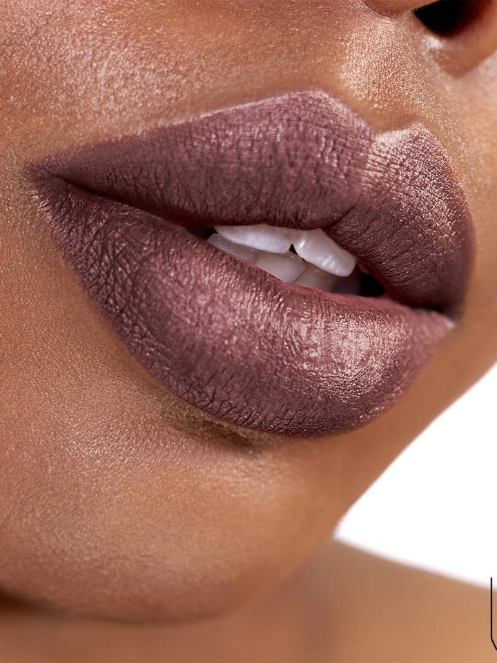 April: Long-Lasting Matte for wholesale by Gaëlle Cosmetics