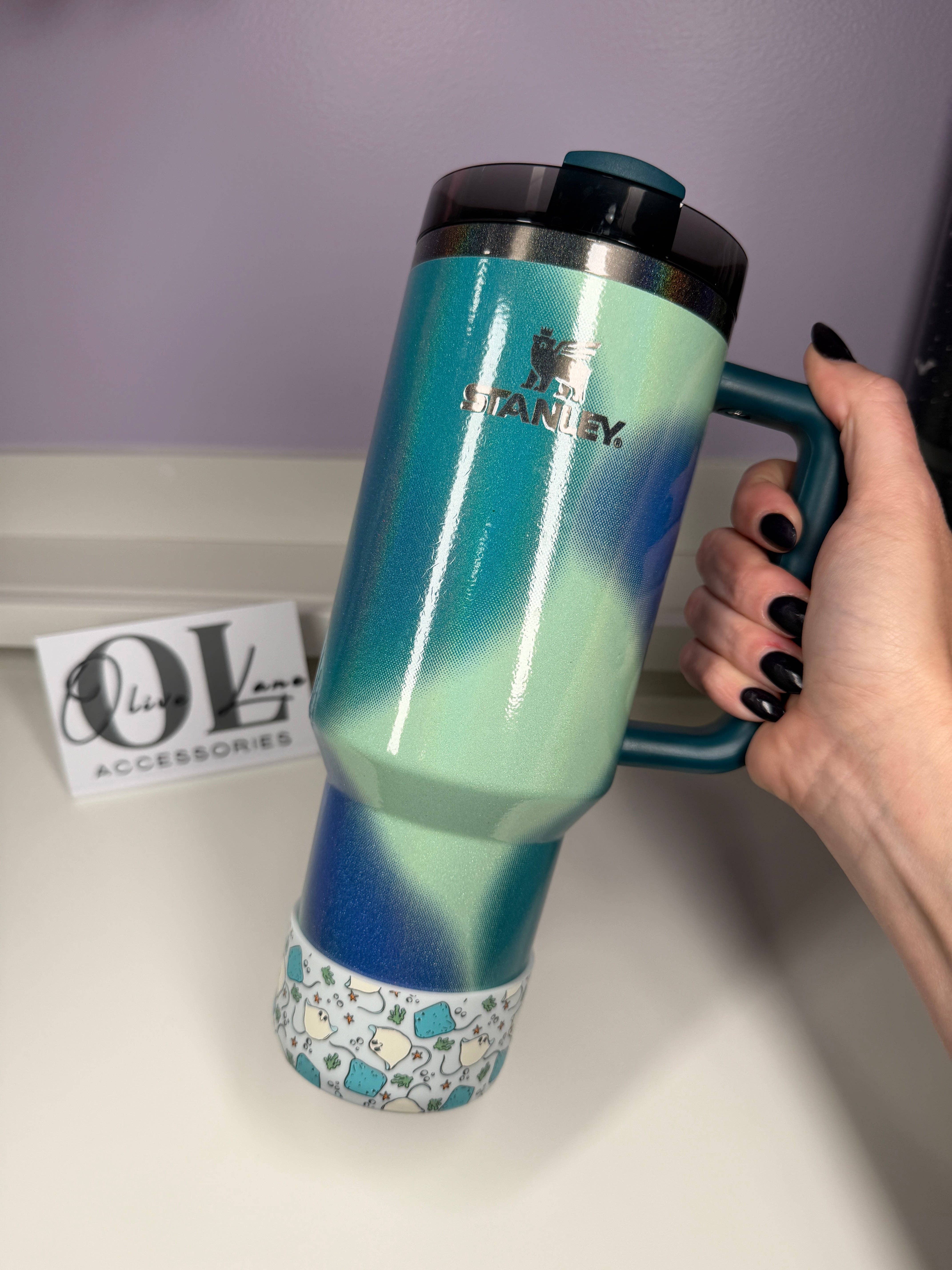 Olive Lane Accessories - Wholesale Insulated Mug/Tumbler - Smiling Stingray  - Silicone Tumbler Boot6