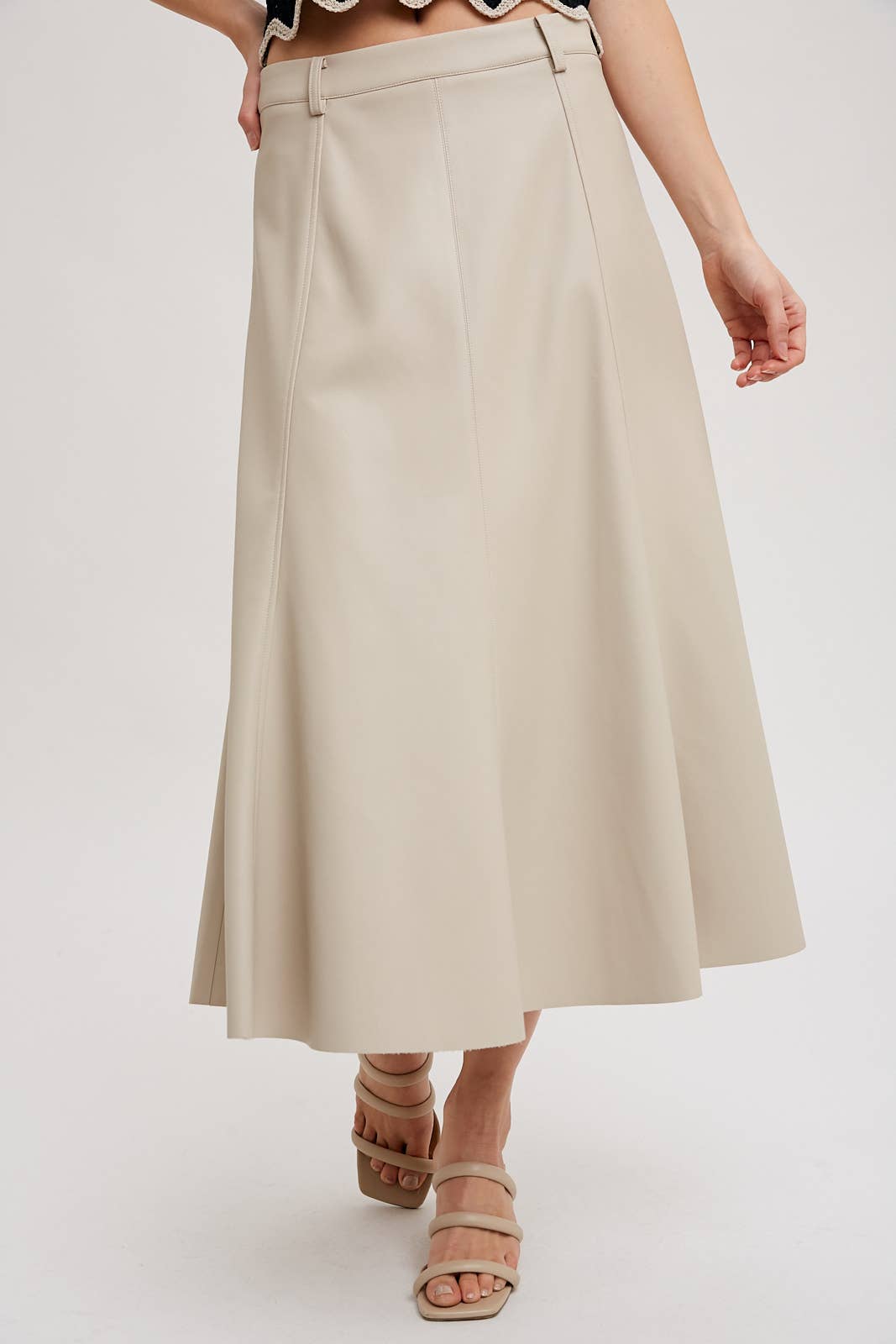 Bluivy - Wholesale Skirt - Women's - FAUX LEATHER FLARE MIDI SKIRT2