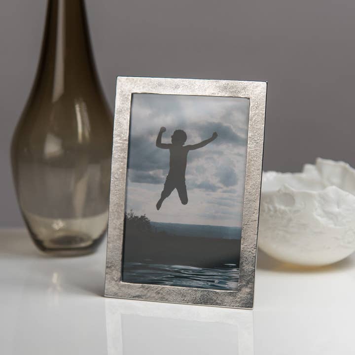Lancaster and Gibbings - Wholesale Picture Frame - Sandstone No1 Hand Cast Pewter Photo Frame
