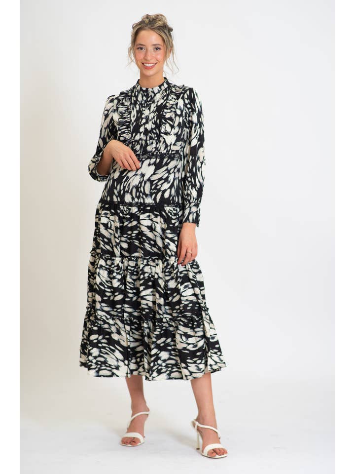 Miss Finch NYC – Engroshandel Kjole - Dame – Sort Orchid Tiered Nederdel Midikjole