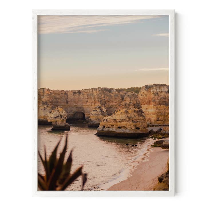 Haus and Hues - Wholesale Picture frame - White Solid Oak Frame4