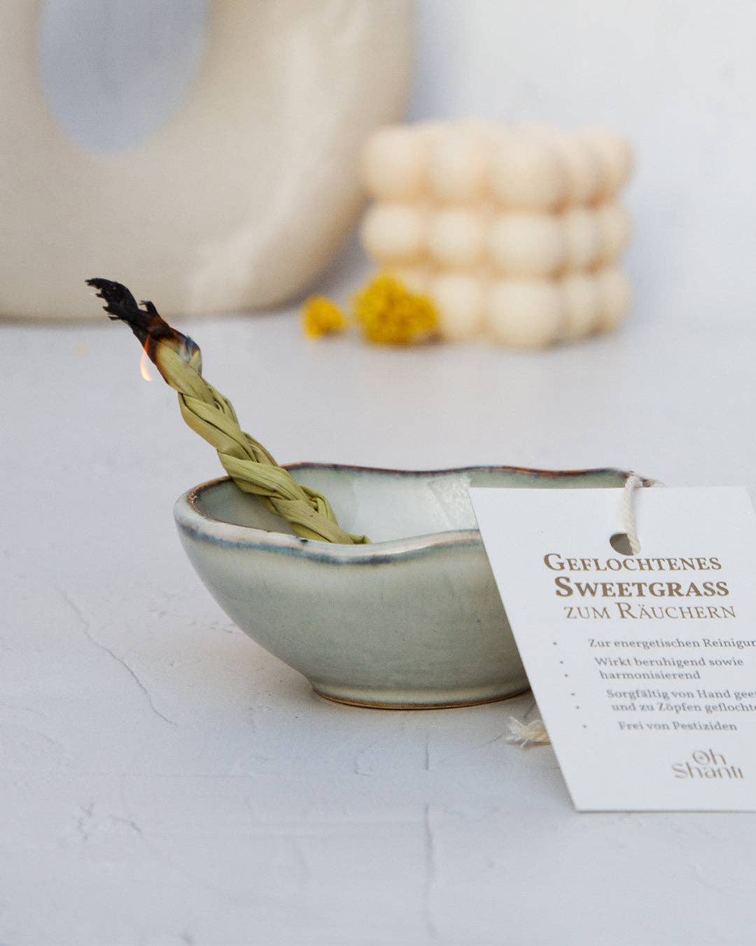 Oh Shanti - Wholesale Sage Bundle - Sweetgrass for smoking (2 pieces)1