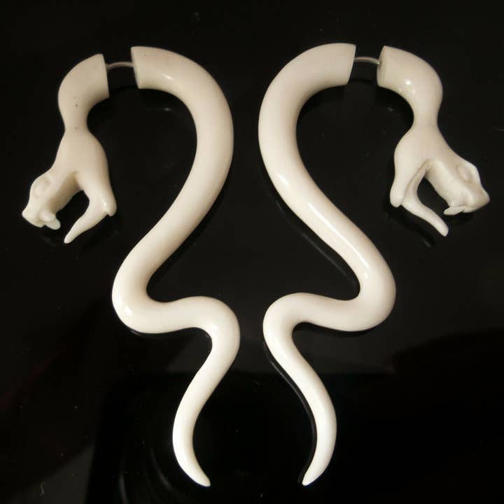 Brincos Falso Gauge Serpente Gótico Serpente Halloween Jóias C por atacado de Dalfiya