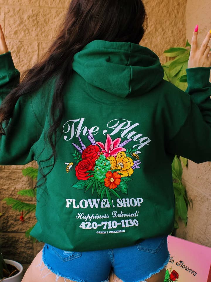 Sweat à capuche Flower Shop pour la vente par Cabin 7 Originals