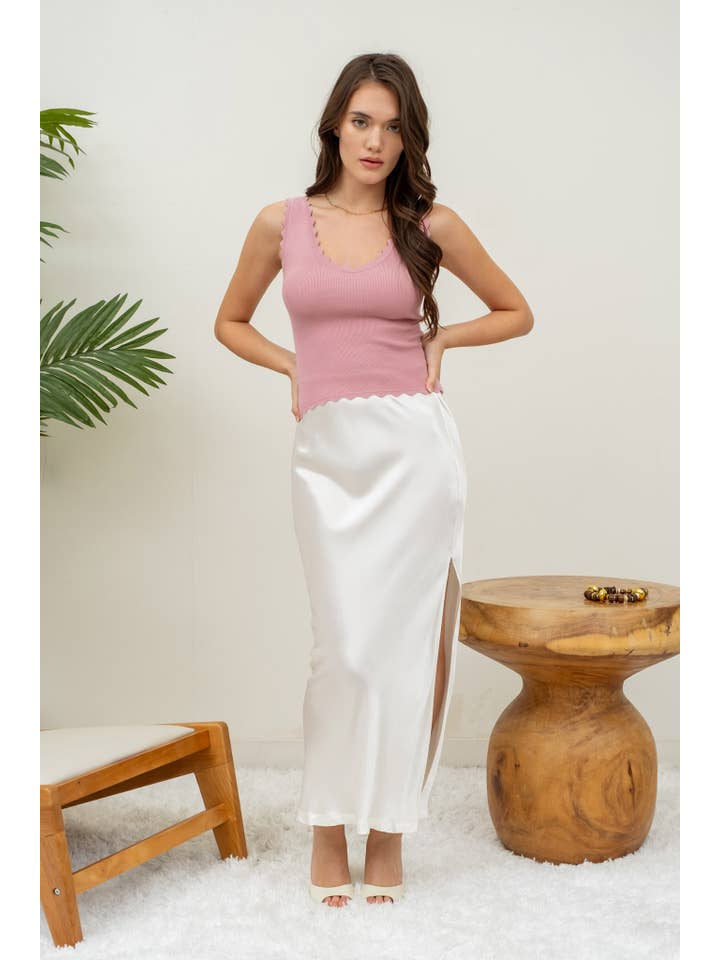 The Workshop Studio – wholesale Stickad topp - Dam – ÄRMLÖS TRÖJA MED KAMMUSSLINGSKANT STICKAD CROP TOP47