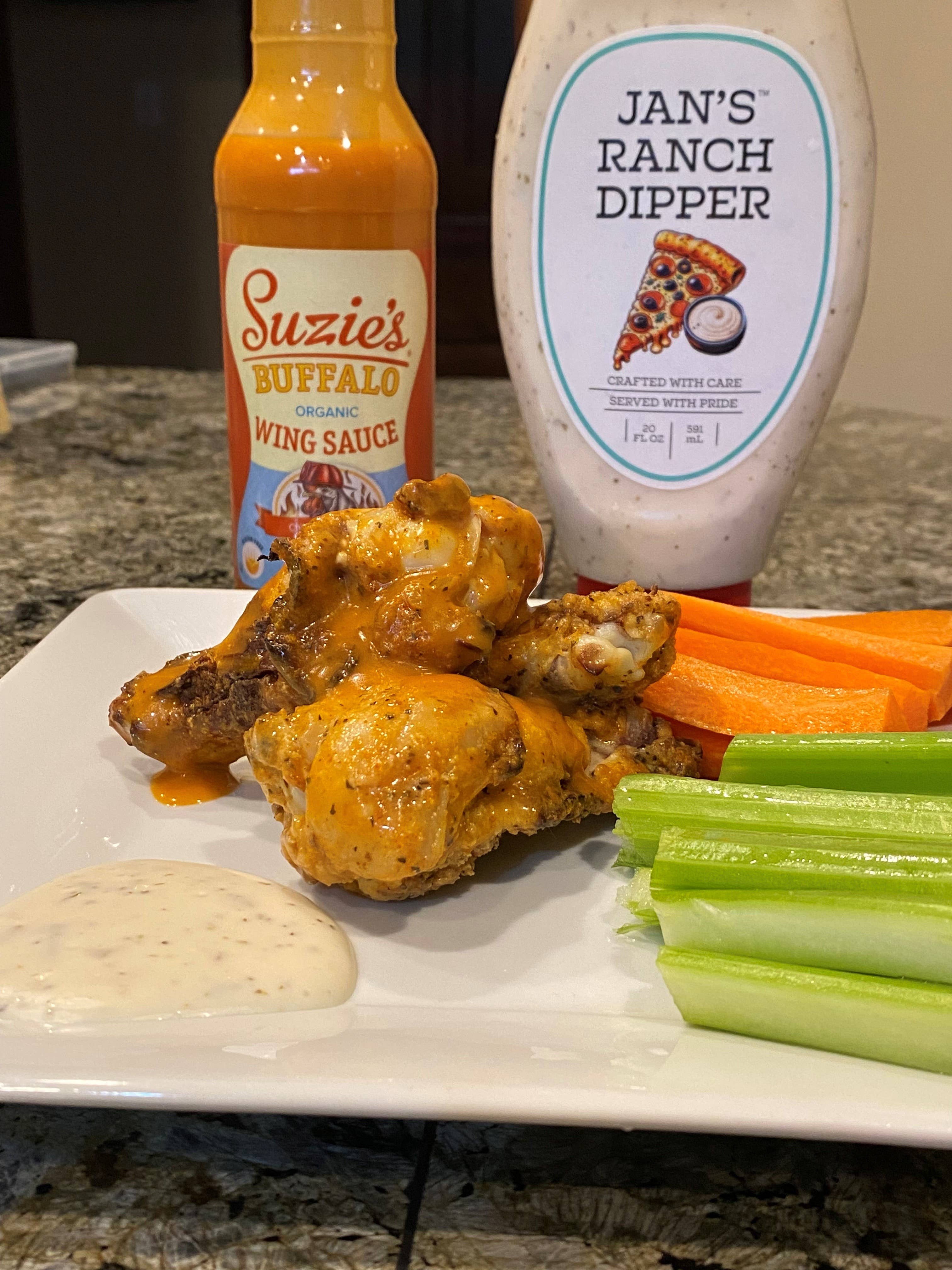 Suzie's Organics and More - Wholesale Sauce - Suzie's Organic Buffalo Wing Sauce- 12oz1