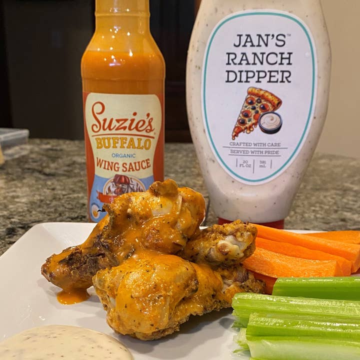 Suzie's Organics and More - Wholesale Sauce - Suzie's Organic Buffalo Wing Sauce- 12oz1