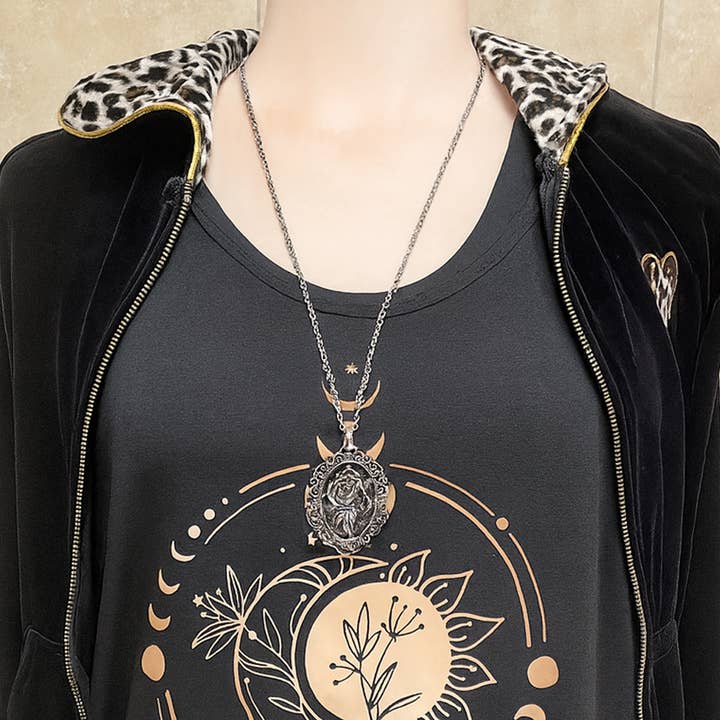 Controse - Wholesale Pendant/Charm Necklace - Controse Rose Portrait Cameo Necklace1