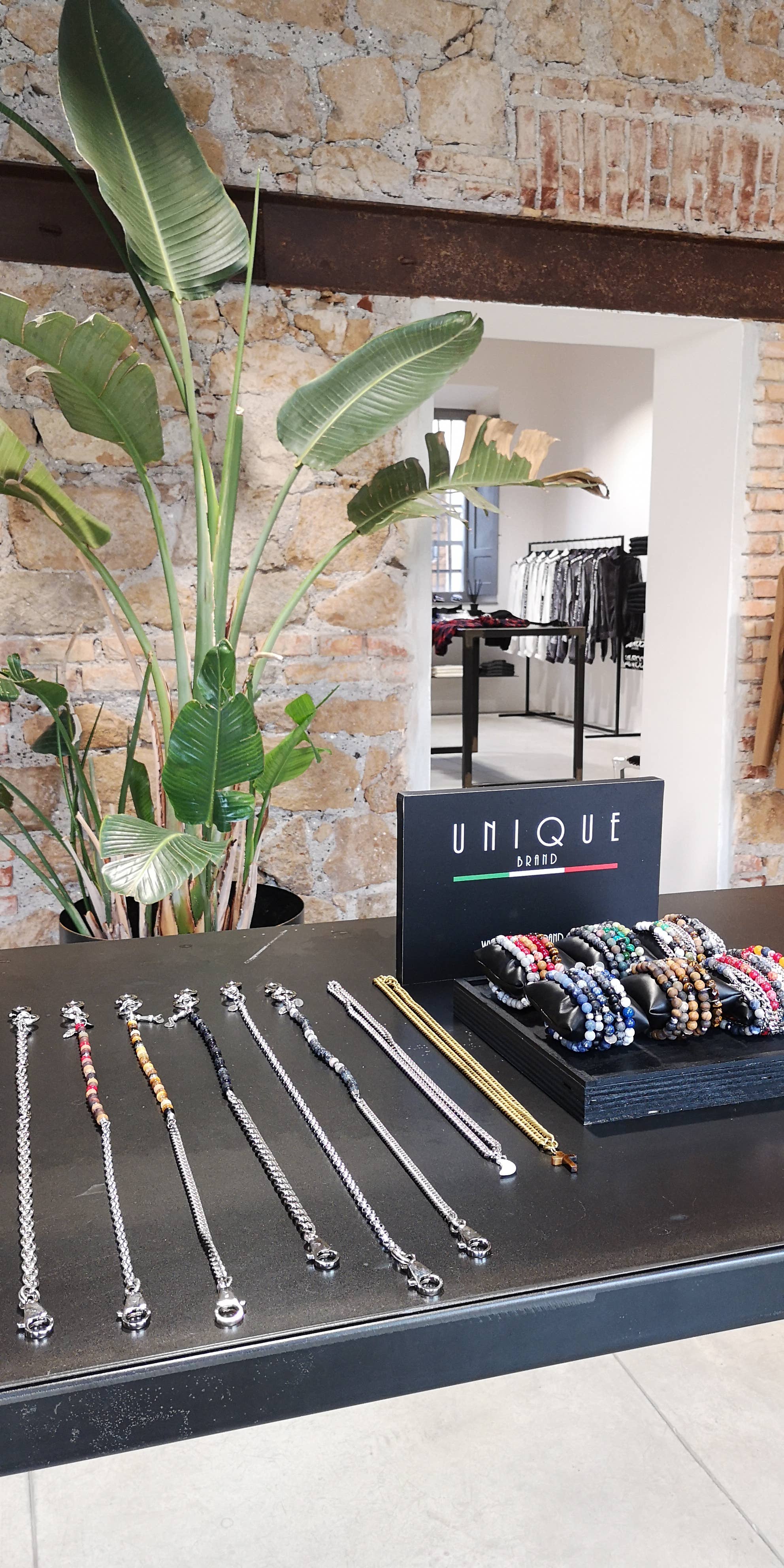 Unique Brand – Engroshandel Smykkesæt – Dobbelt rund armbånd eller halskæde i sten og stål11