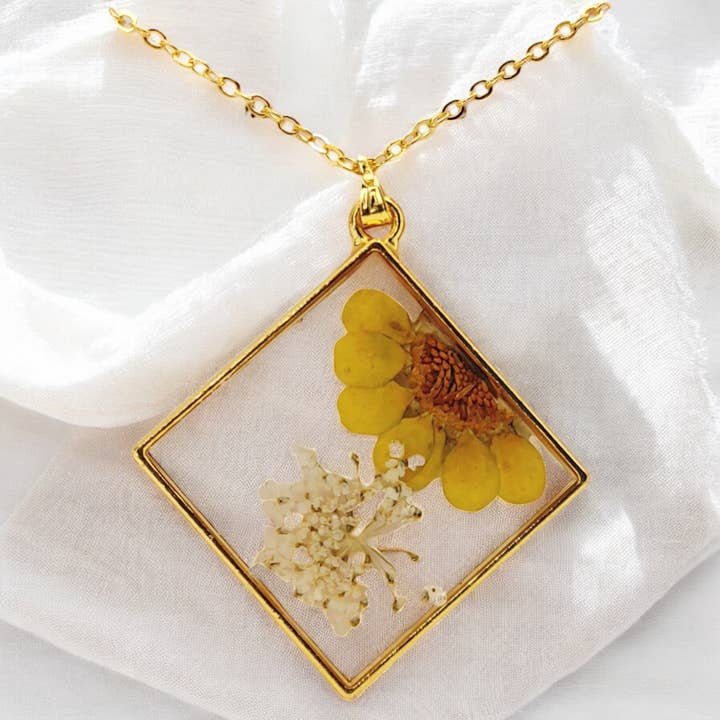 Pressed Flower Necklace | Real Floral Jewelry for wholesale by Midnight Dahlia Studio