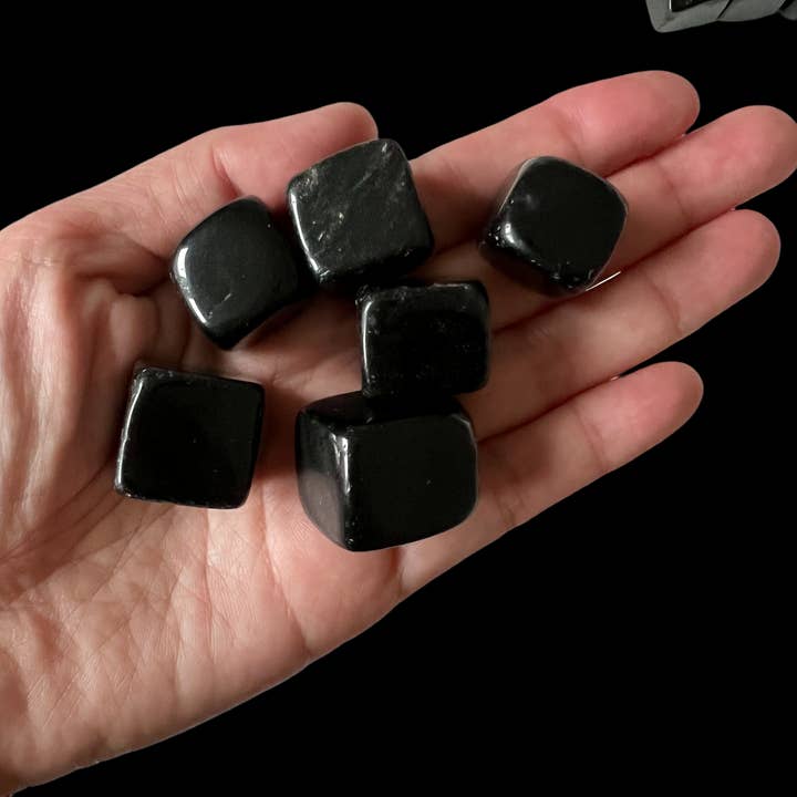 Luna Rae - Wholesale Spiritual stone/crystal - Obsidian Tumbled Cubes